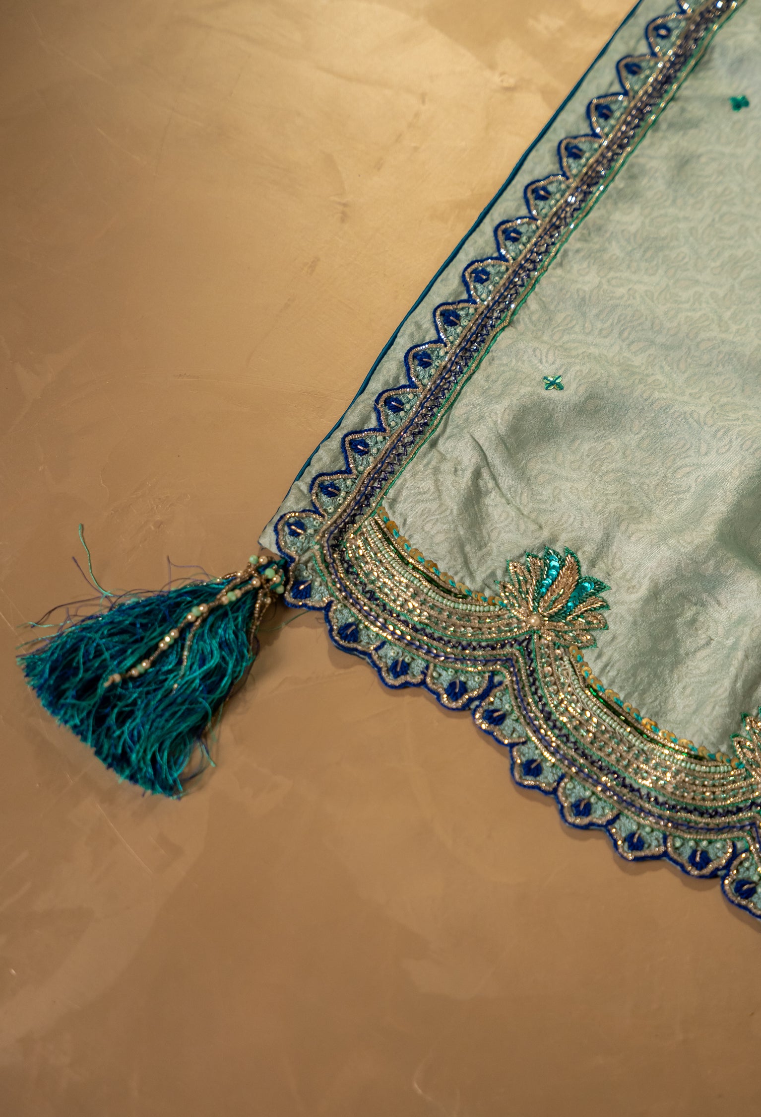 Jal Shawl