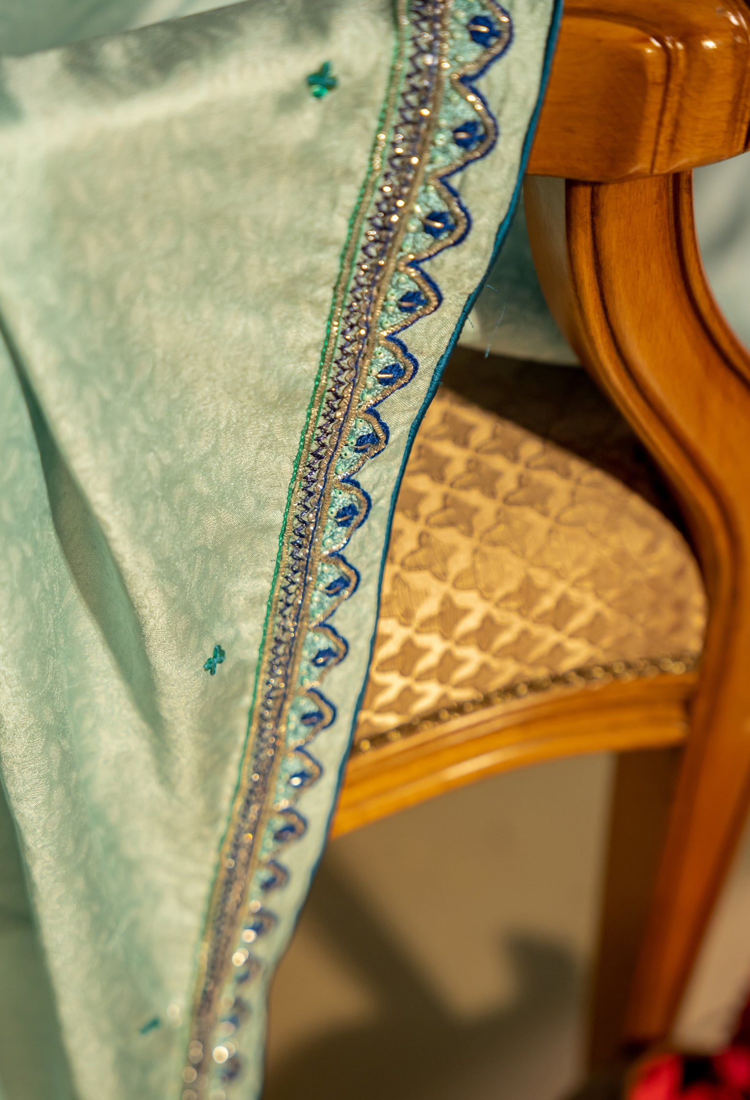 Jal Shawl