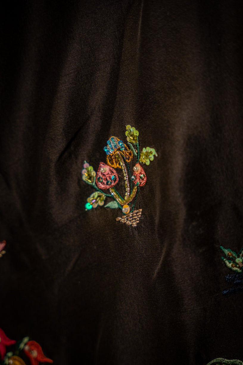 Secret Garden (Black) - Shawl