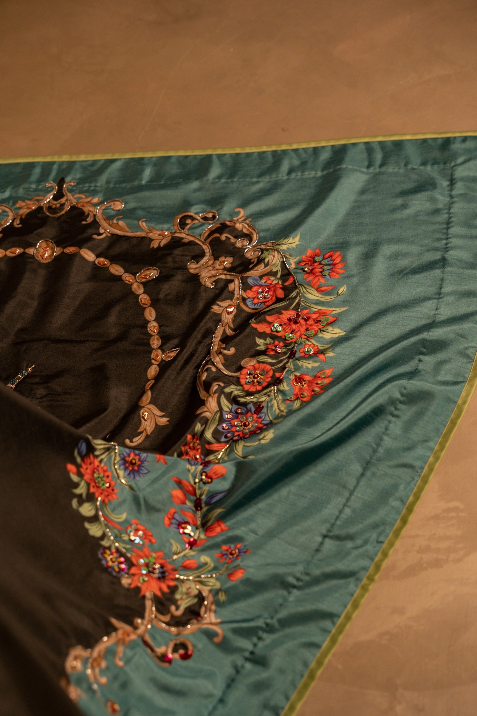Parwana Shawl