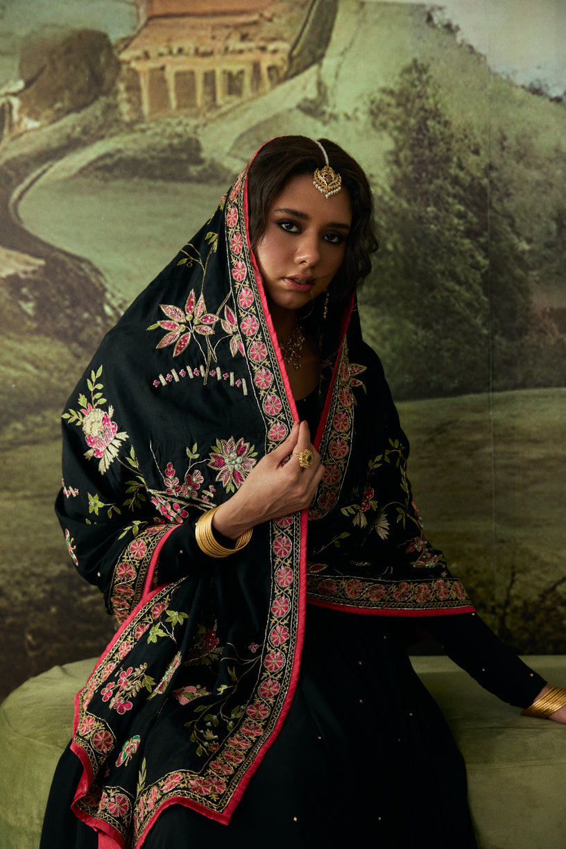 Chintz Noir