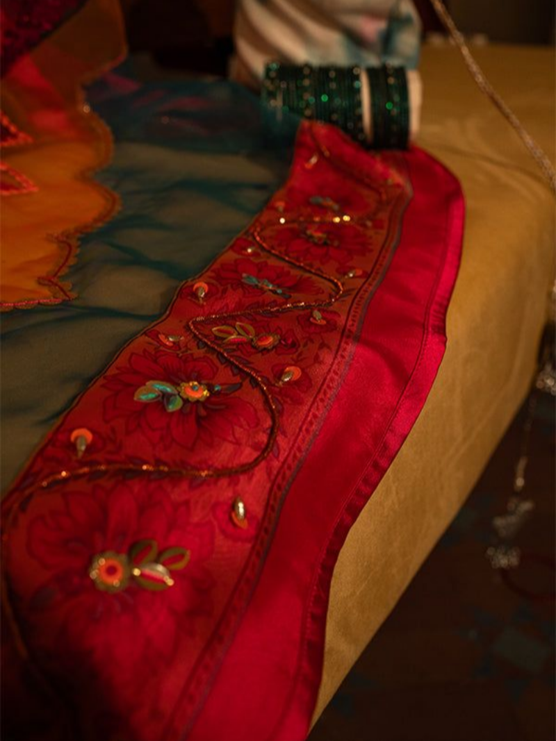 Nilofer - Dupatta