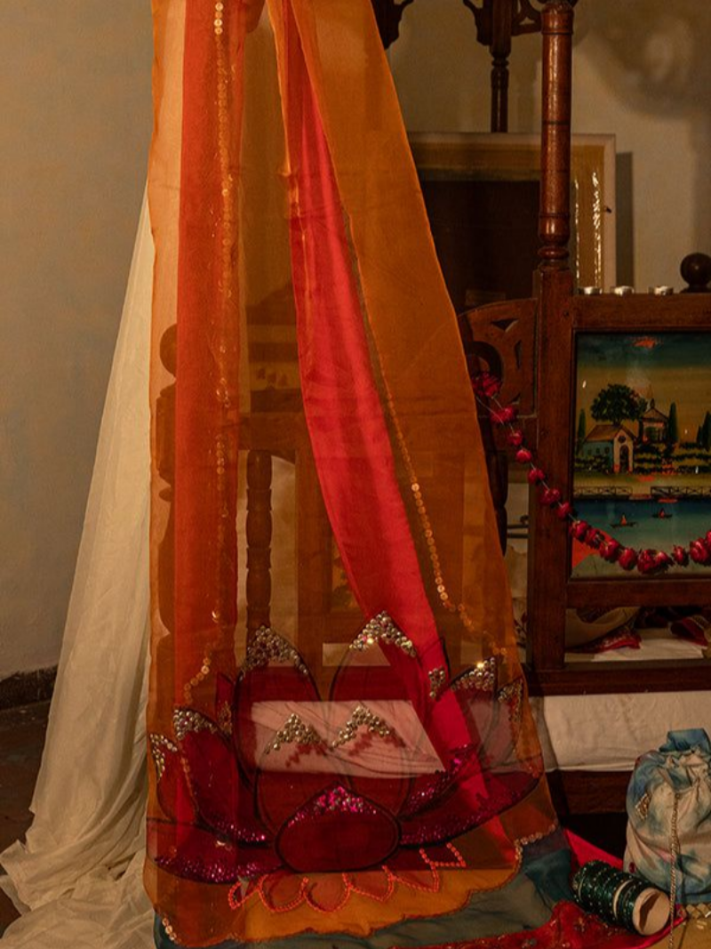 Nilofer - Dupatta