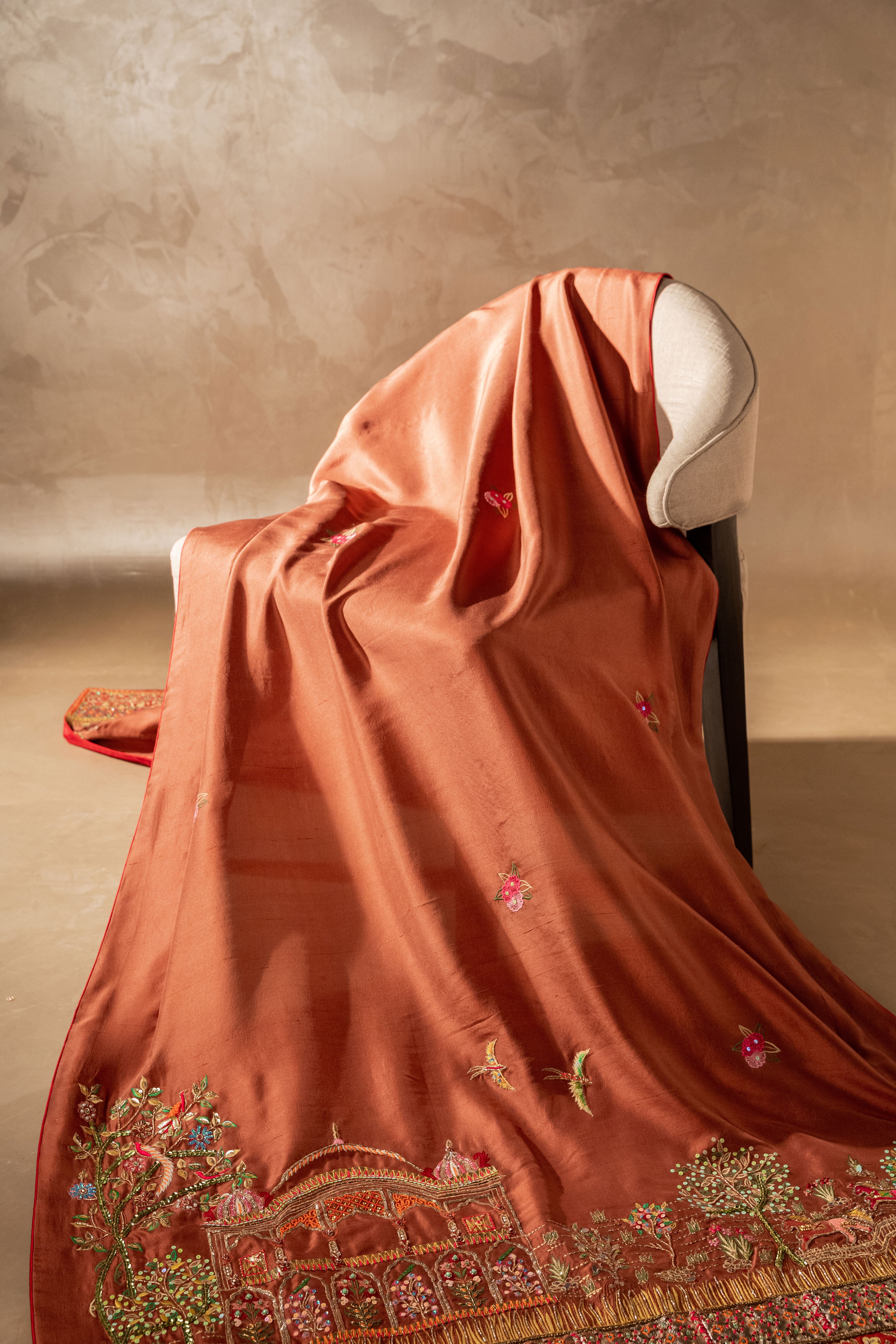 Brown Taj Mahal - Shawl
