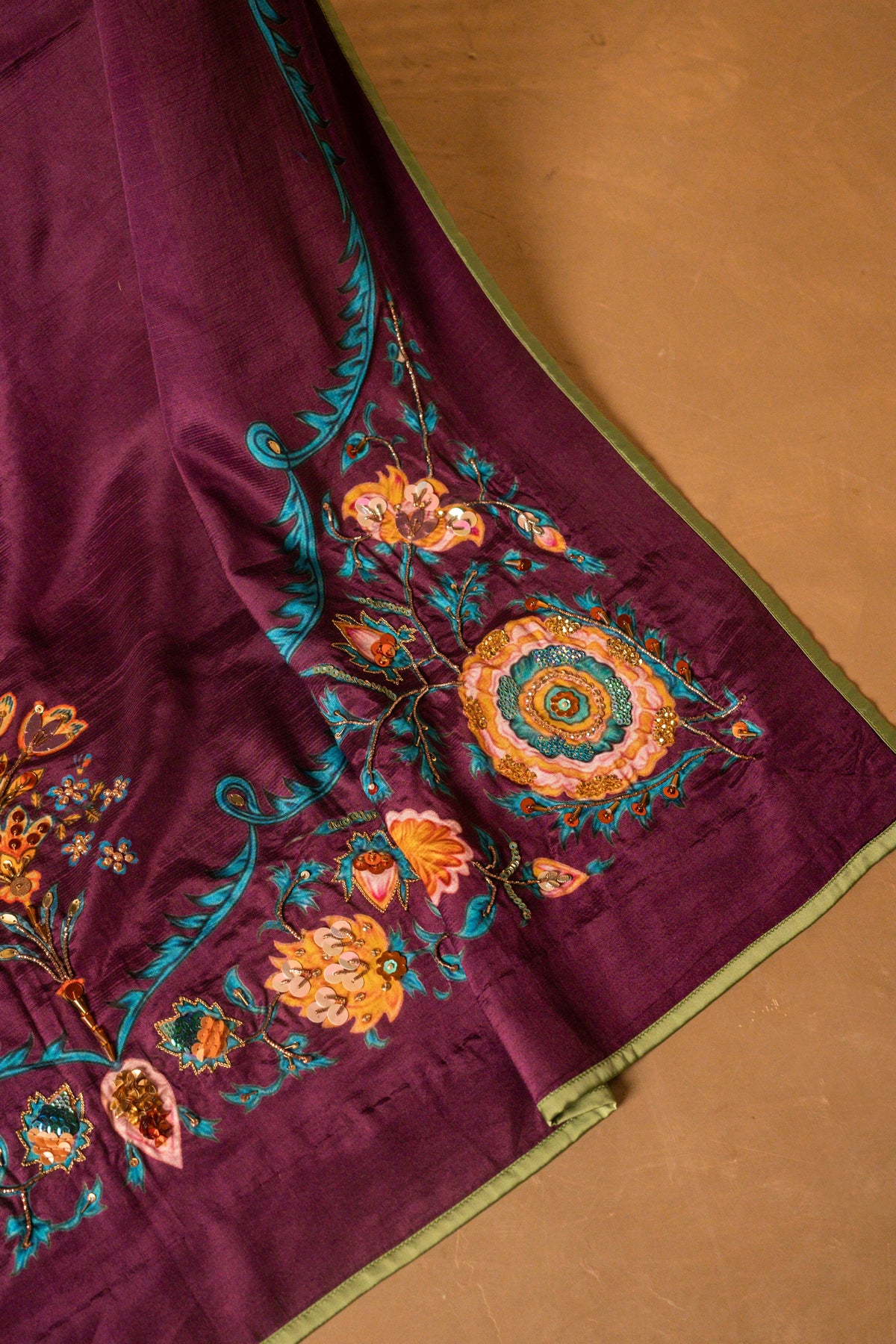 Qaasni - Shawl