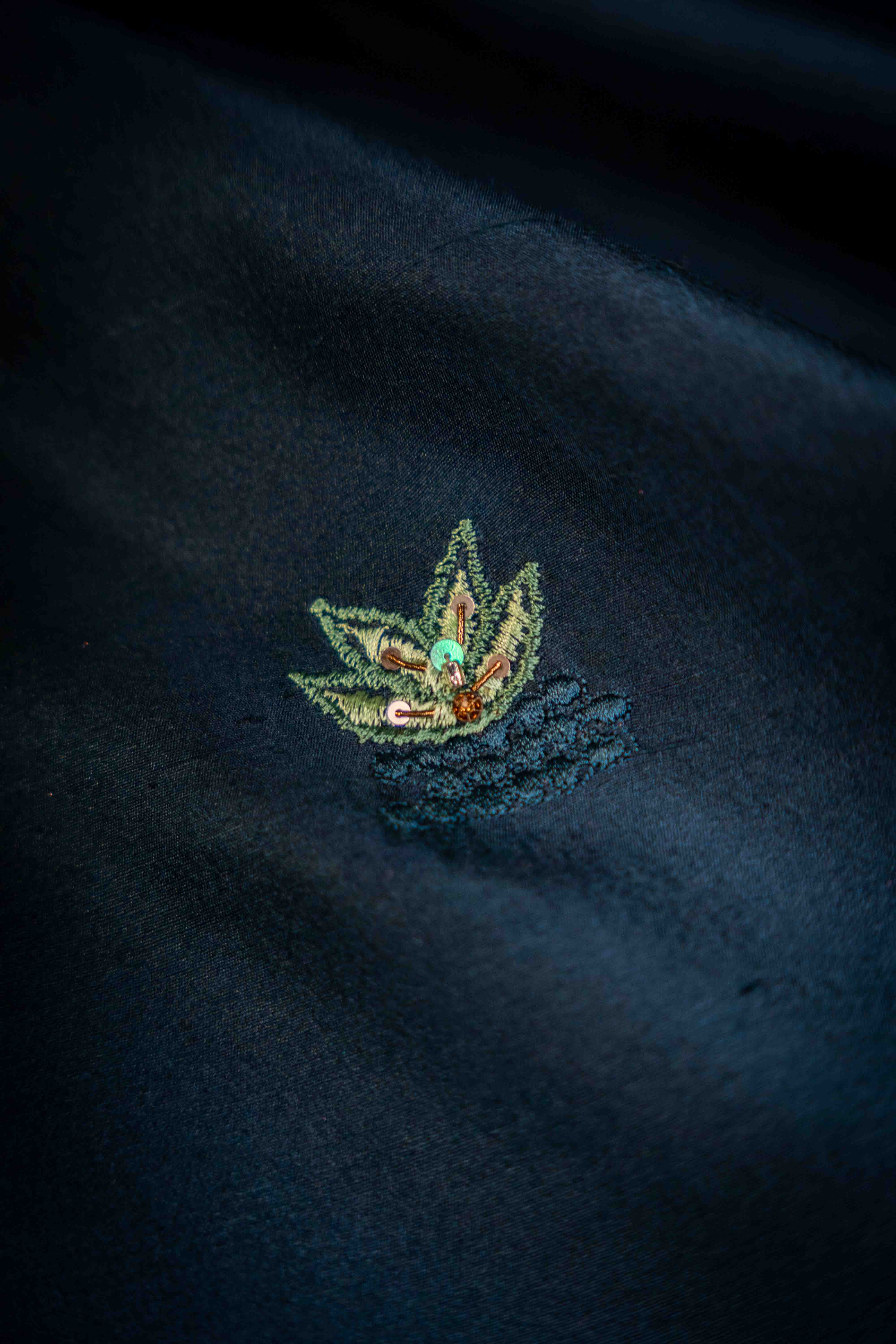 Secret Garden (Blue) - Shawl