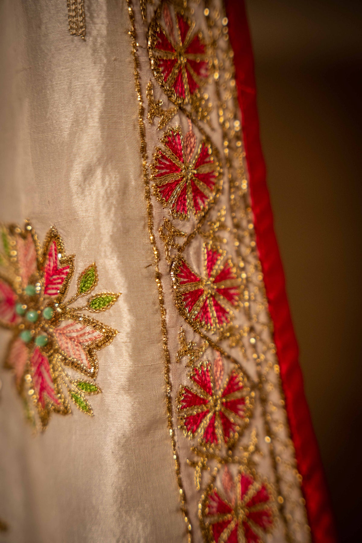 Chintz White