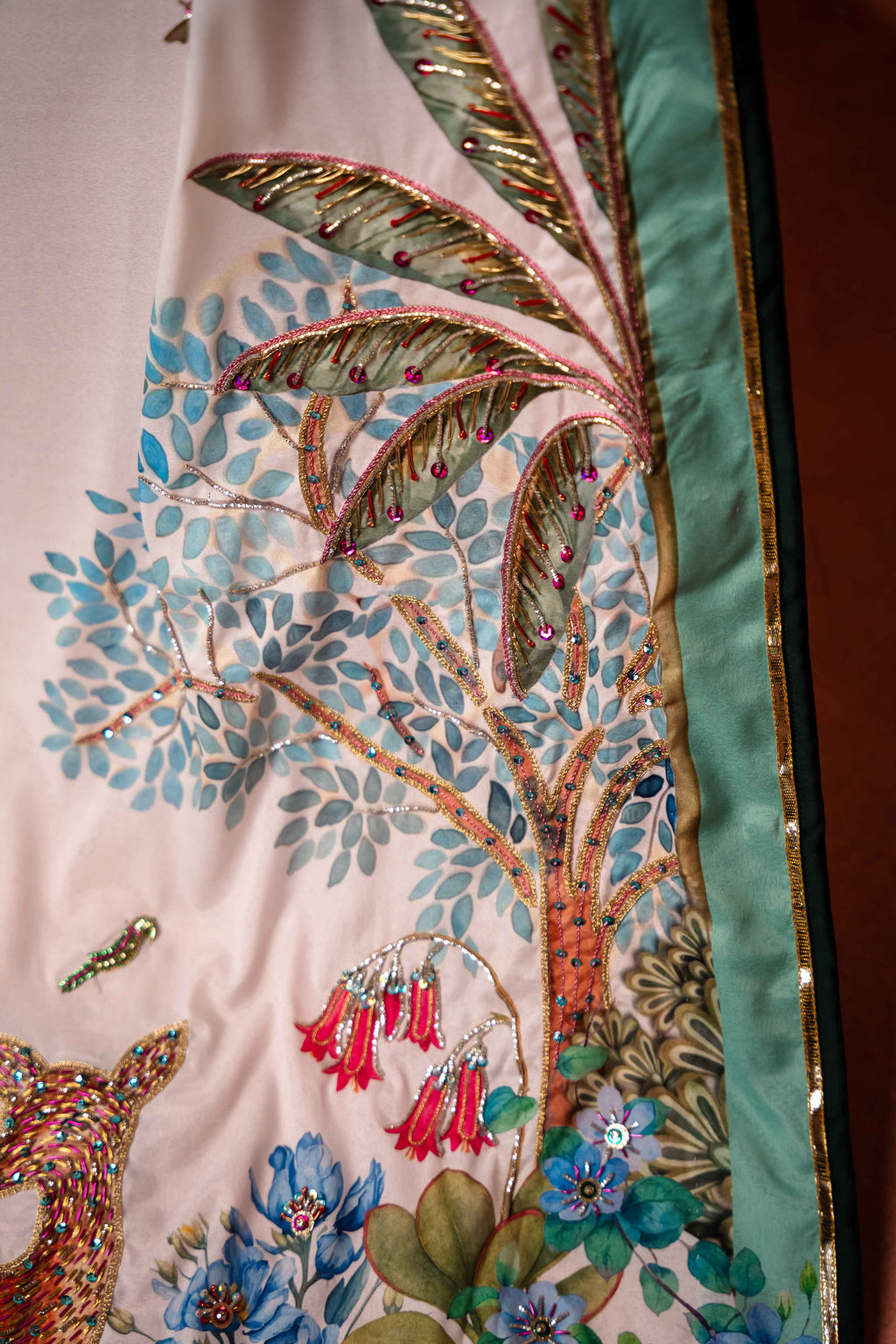 IVORY CANOPY
