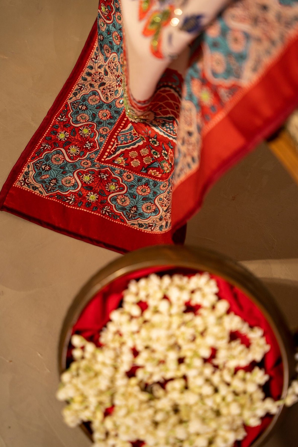 Zauq Shawl